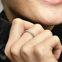Bague Pandora Signature cœurs scintillants