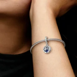 Charm double pendant Pandora Moments Arbre & Lune de la Galaxie
