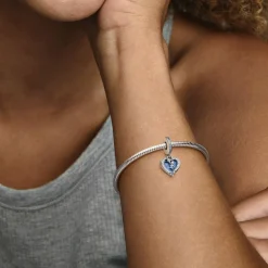 Charm Pendant Double Cœur et Étoiles Filantes Célestes - Pandora Moments