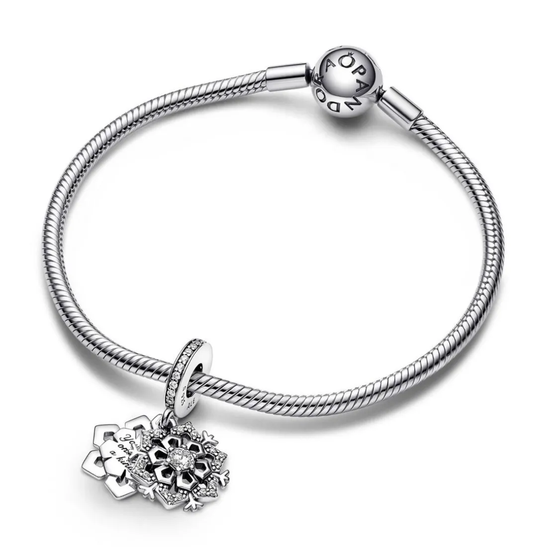 Charm Pendant Double Flocon de Neige Scintillant – Pandora Moments