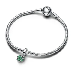 Charm Pendant Trèfle à Quatre Feuilles