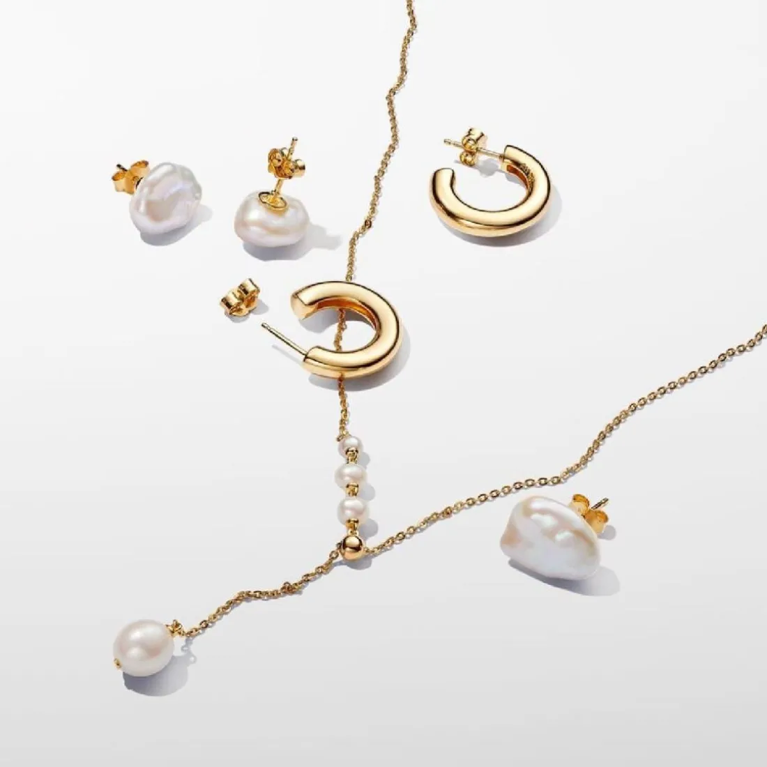 Clous d’Oreilles Perle de Culture Baroque