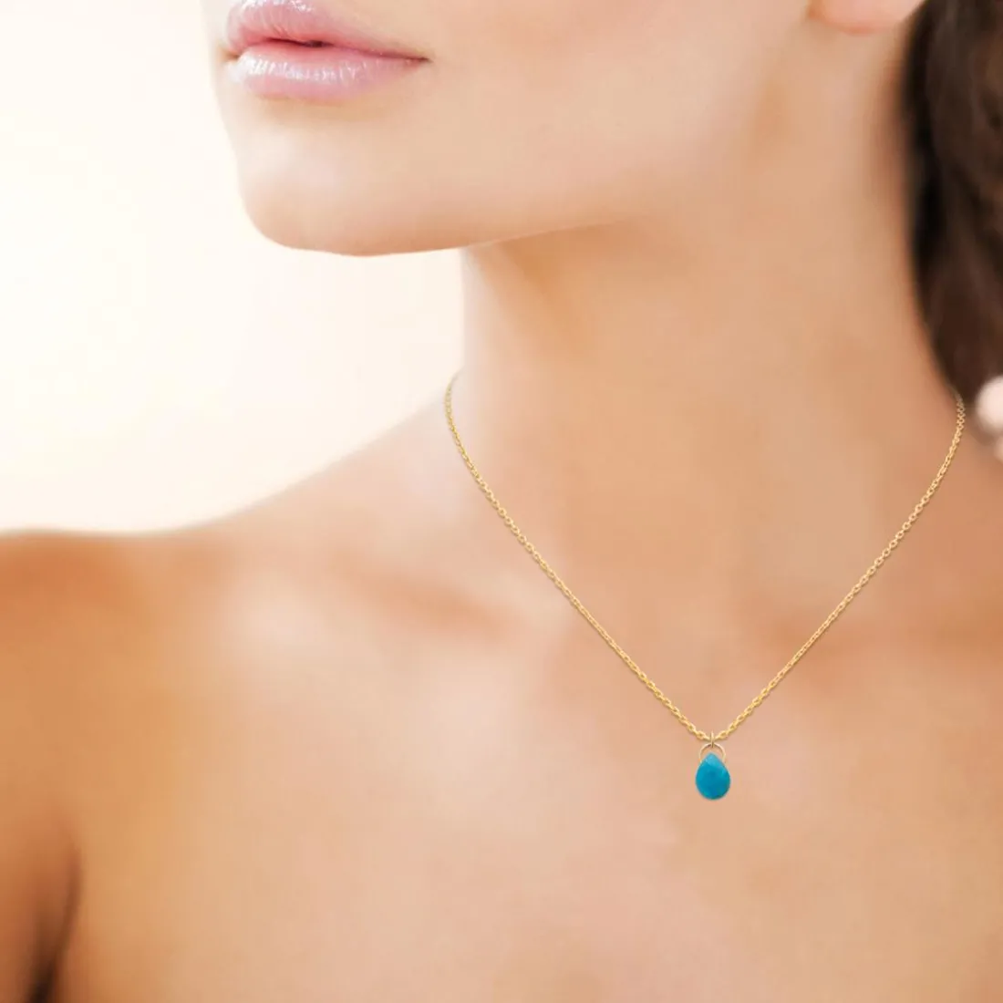 Collier femme plaqué or pendentif apatite Maison de la Bijouterie UW40Y045